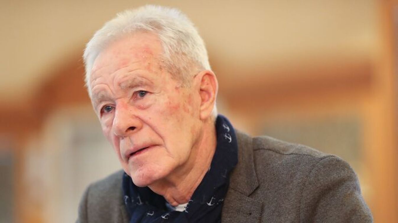 ,,Személyesen körülbelül egy hónapja beszéltünk, terveztük, hogy majd nemsokára nálam, Miskolcon találkozunk. Erre sajnos már nem kerül sor"