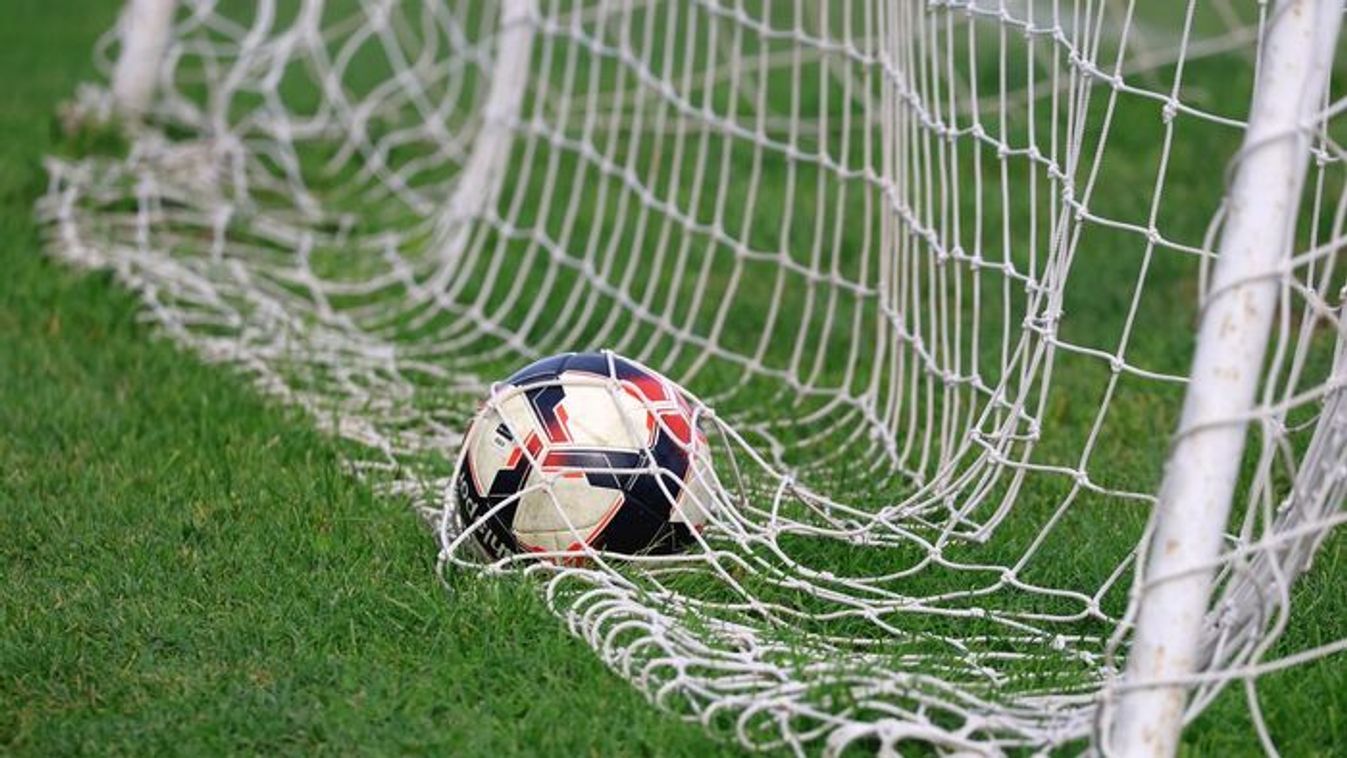  ,,Mi futballozni szerettünk volna"