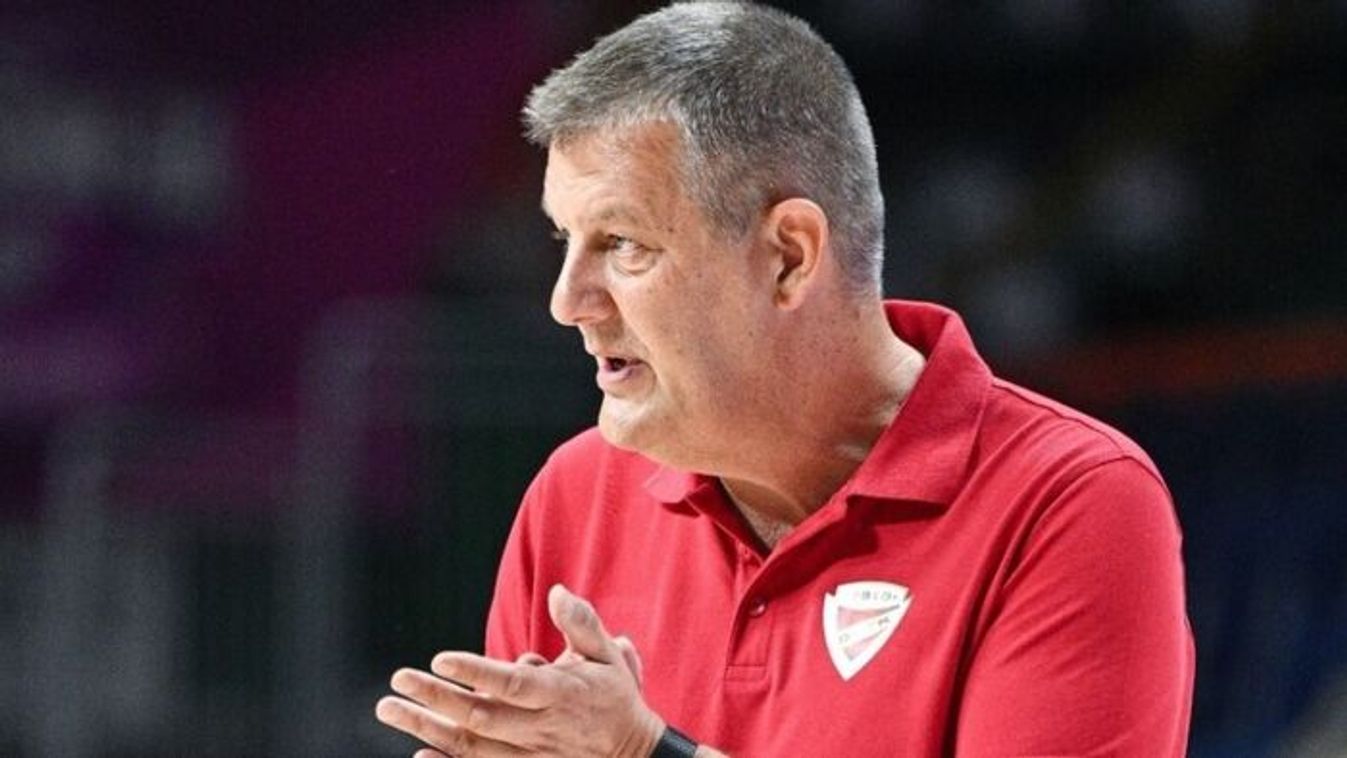 Az akadémia nem jelentett különösebb akadályt