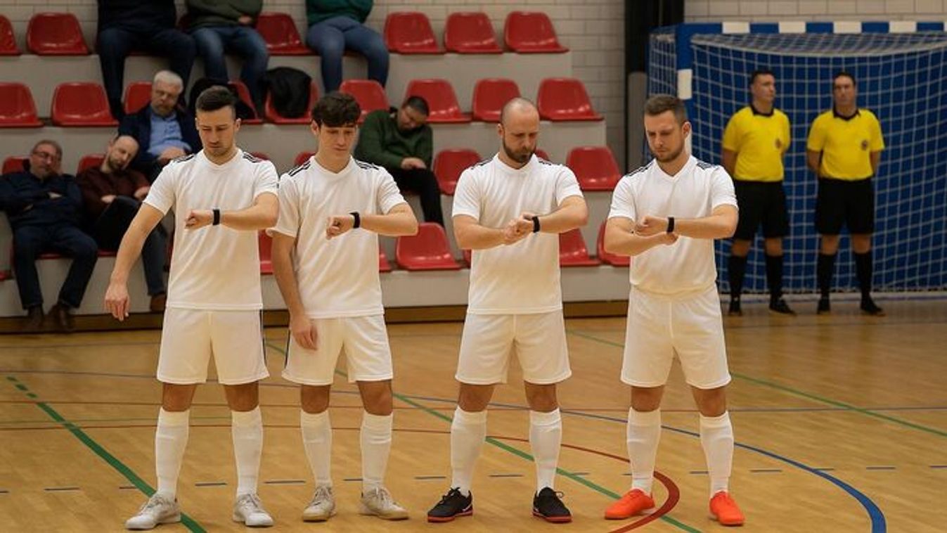 Dugóban – A miskolci csapatra vártak a nézők, az ellenfél és a játékvezetők is