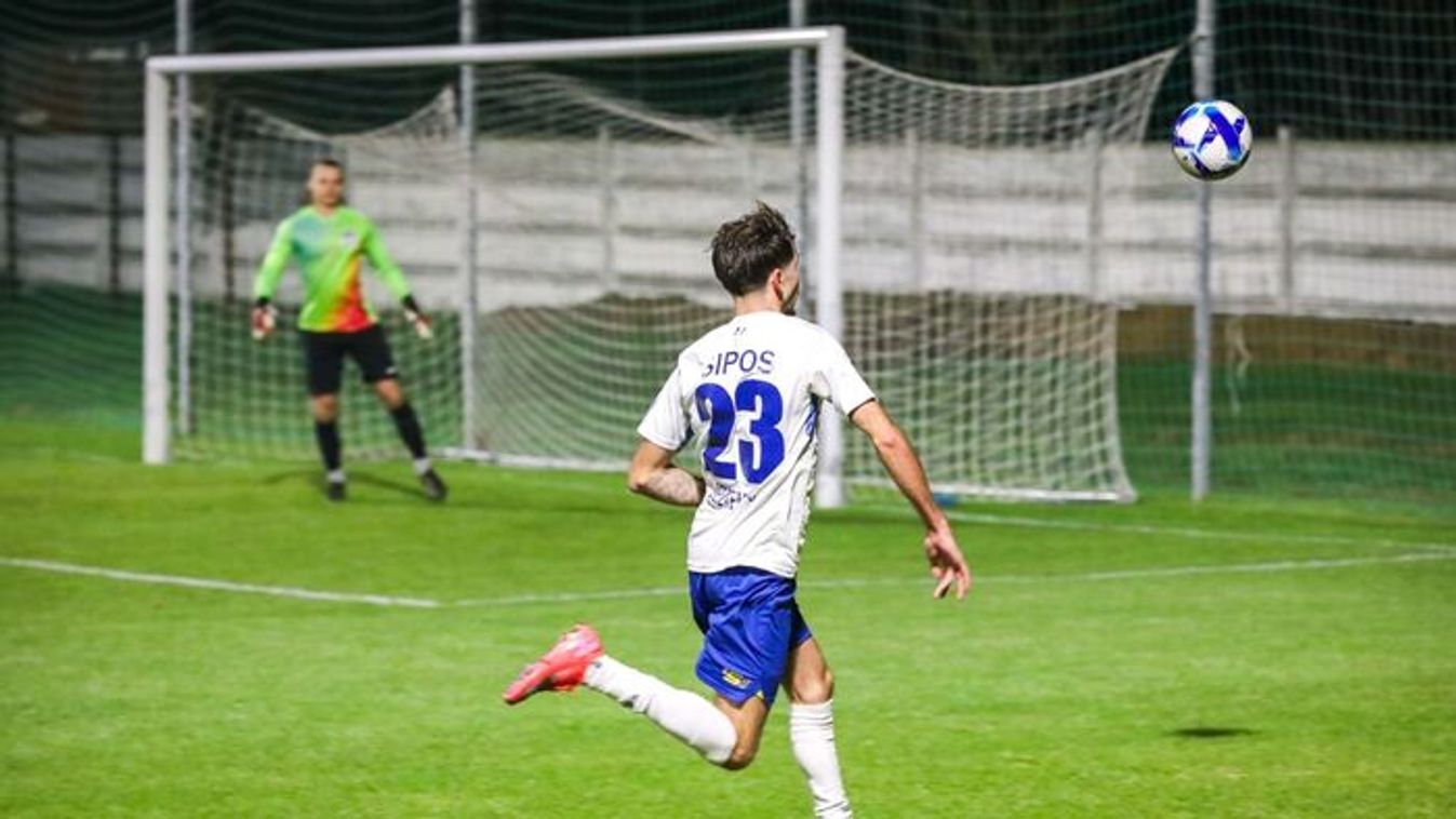 ,,Döntetlen állásnál egy teljesen szabályos gól vett el tőlünk a kettes számú partjelző"