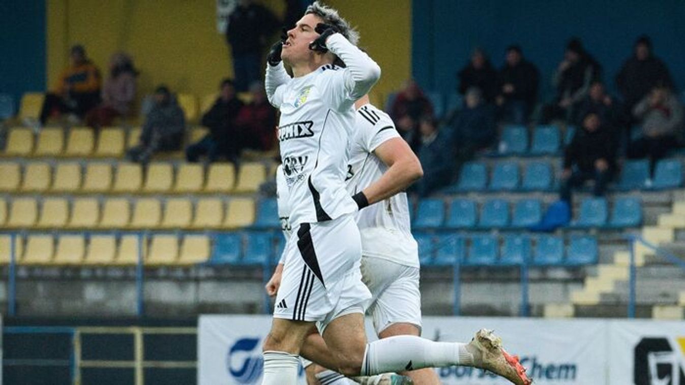 ,,Ha a papírformát nézzük, akkor nekünk körülbelül 8-10 ponttal kevesebbnek kéne lenni"