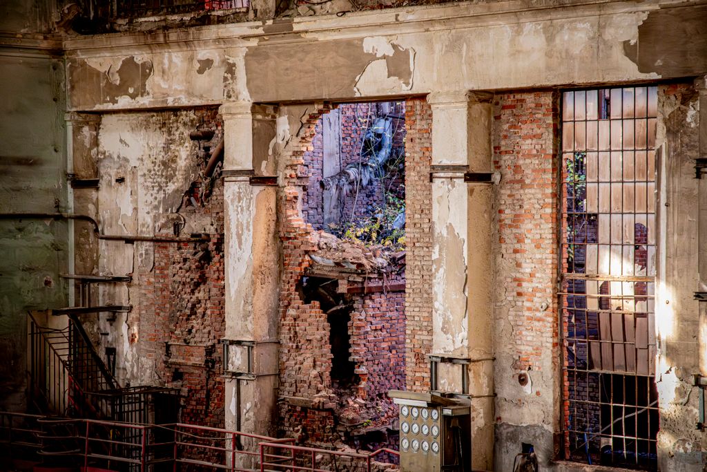 20251029 Miskolc
Az egykori Diósgyőri Acélművek Túterületén jártunk
Fotó: Takács József TJ
Észak-Magyarország