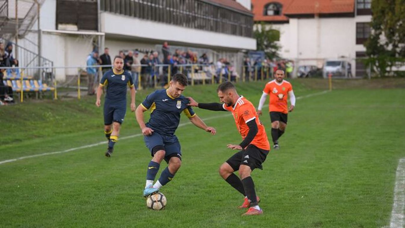 Nemcsak fagyasztott árut, de a gólokat is szállítja