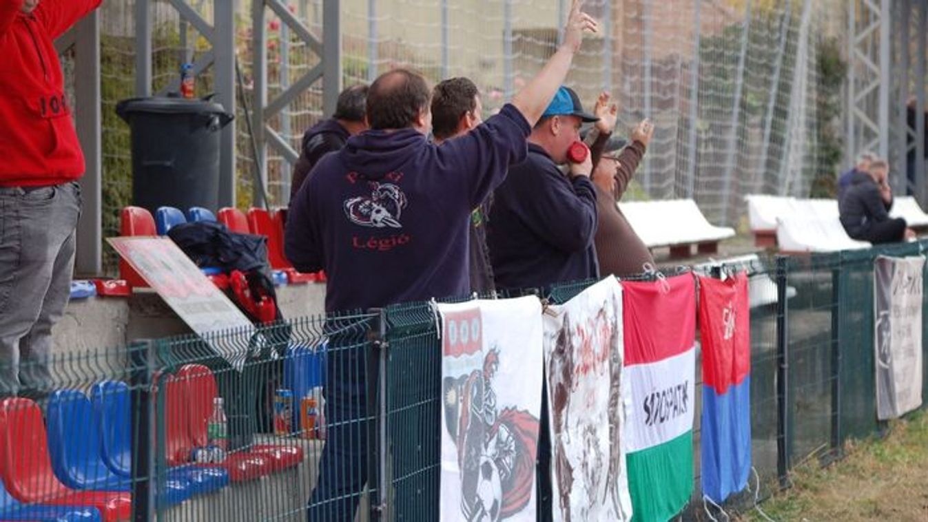 Huszonöt piros lap – mindössze ennyi történt