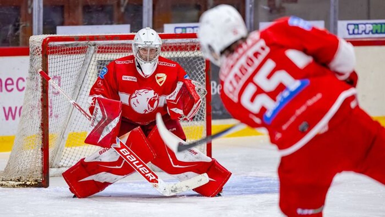 A lilákkal nem bírtak a pirosak, pedig rengetegen szorítottak értük