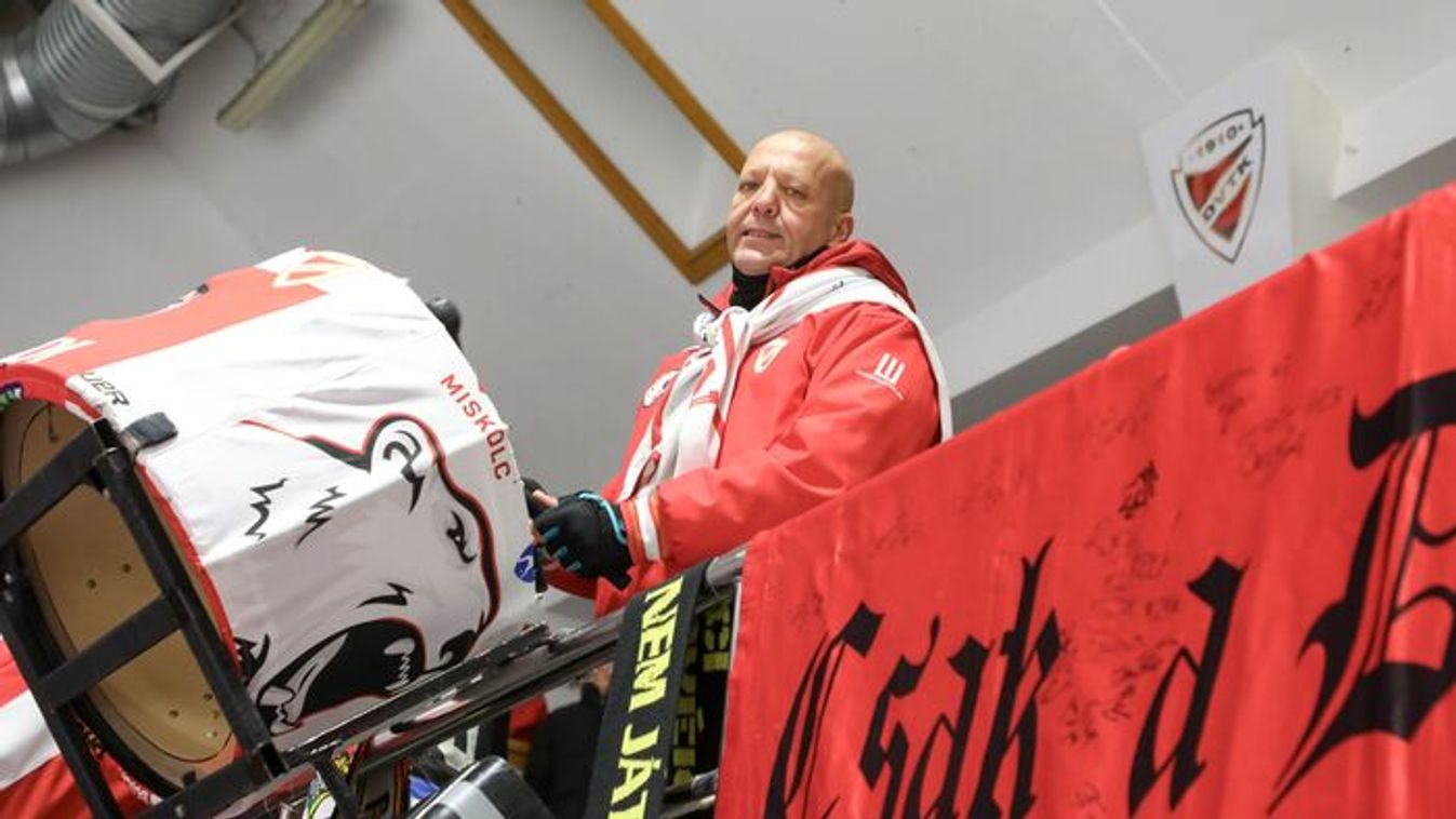 ,,Ki kell emelnem a fiatal sorunkat, akik gólt is szereztek"