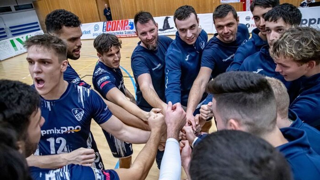 Extra hosszú lett az extrás évzáró