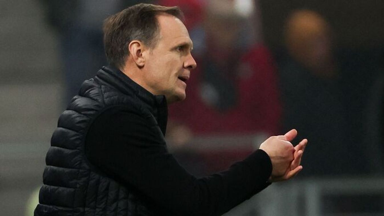 Radenkovicot megkérdezték, lemond-e, ő a pozitív folytatásról beszélt