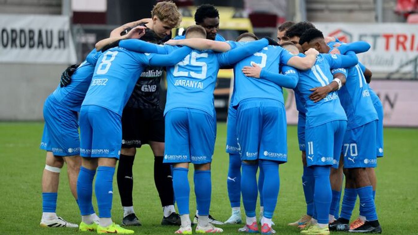 Kapusbaki, kiállítás, vendéggól, távolodik a bennmaradás - fotók