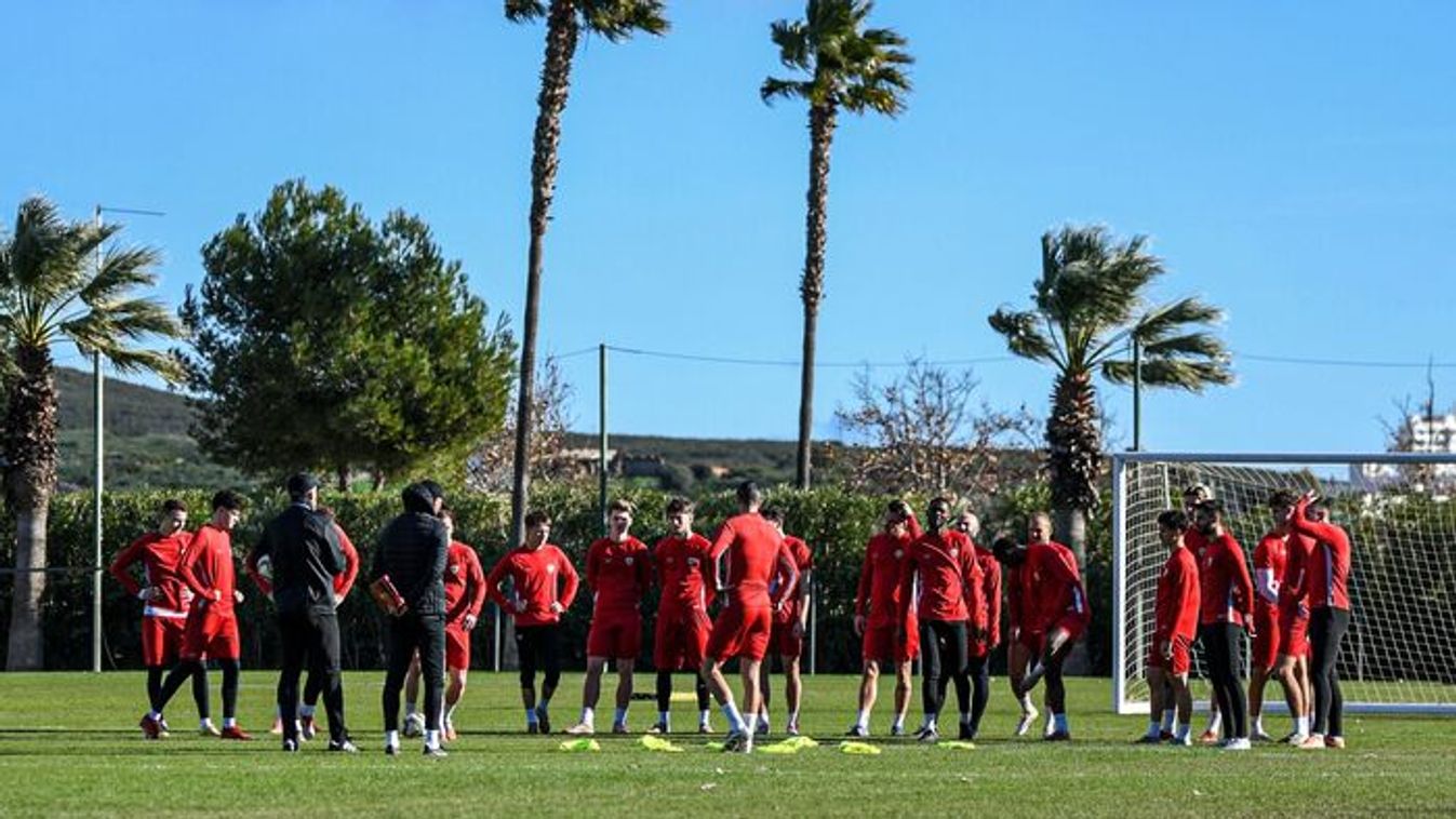 ,,Nehéz a búcsú, mert nagyon megszerettem itt mindenkit" – ezek a távozó játékos búcsúszavai