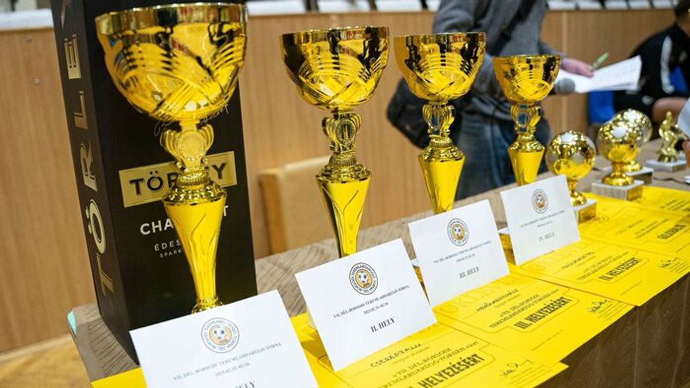 Lassan már kezdik fényezni a csukájukat