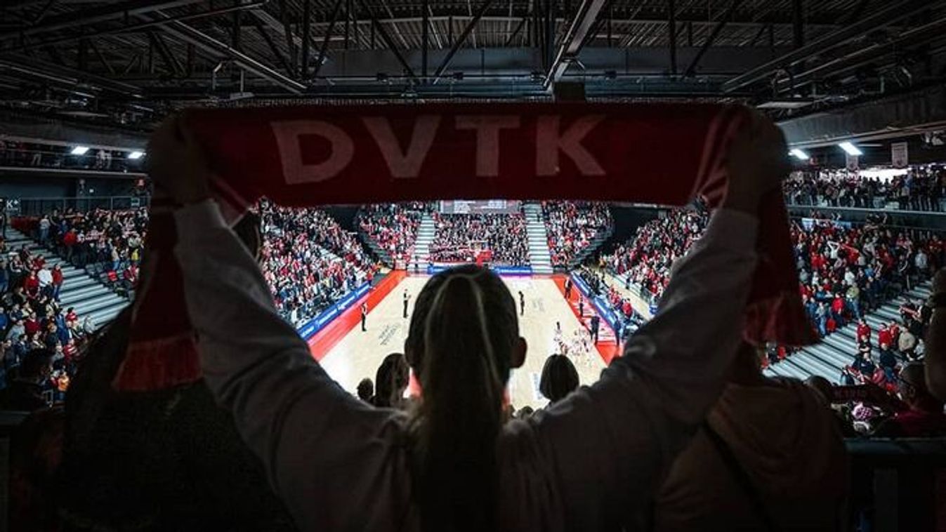 Feszült helyzet – sorsokról döntenek a DVTK Arénában