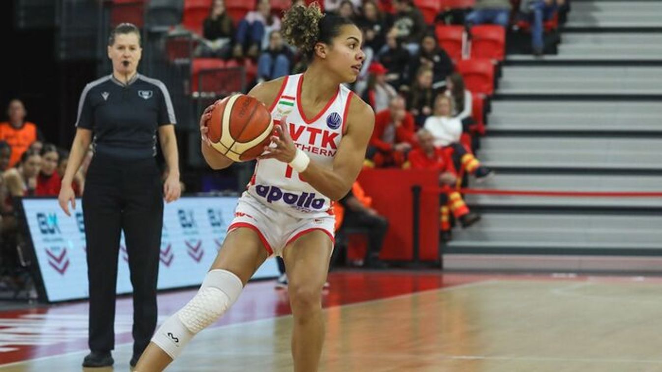 Micsoda utolsó negyed!