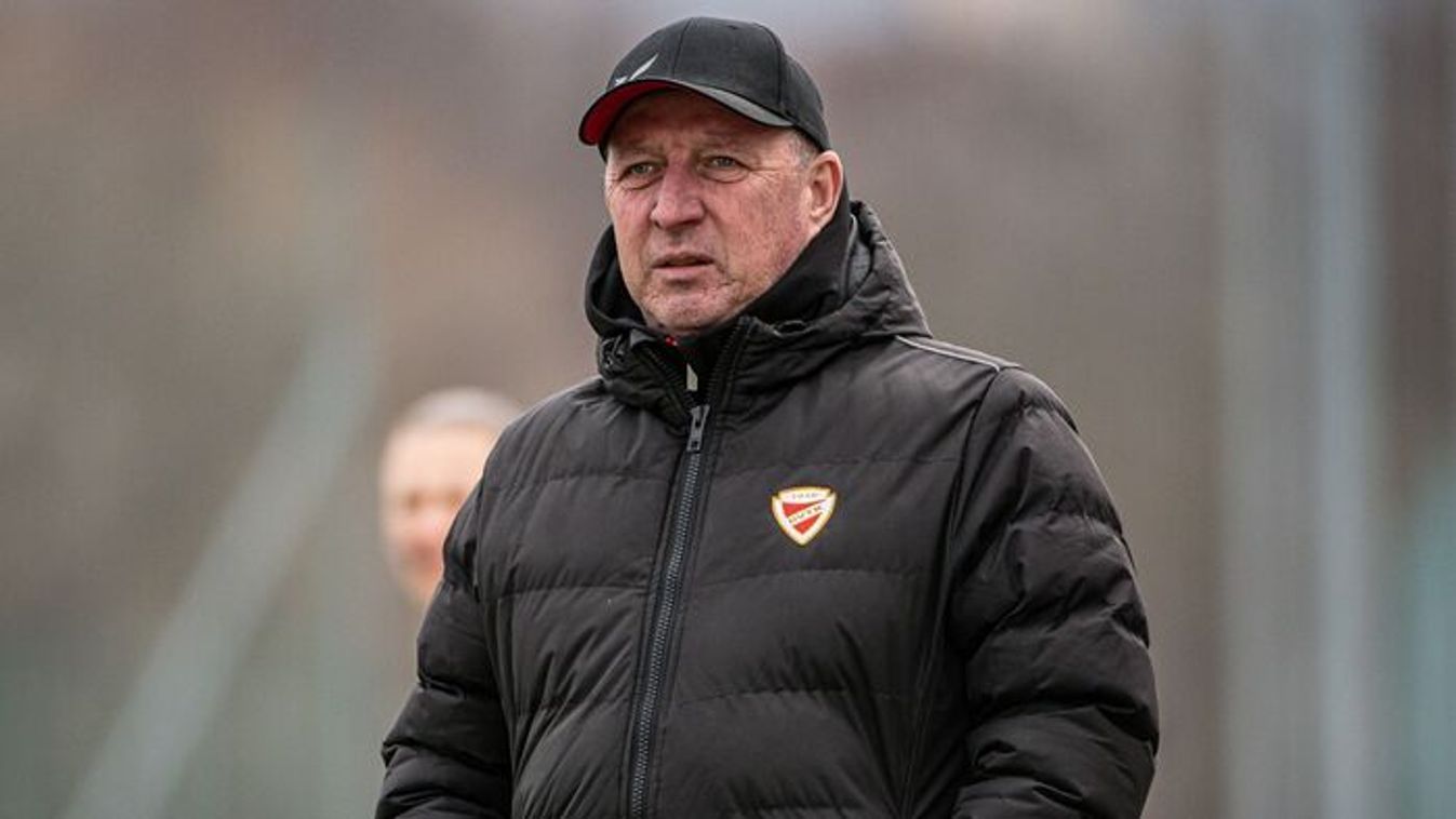 Ami az előzetes papírforma volt, azt igazolta is a listavezető