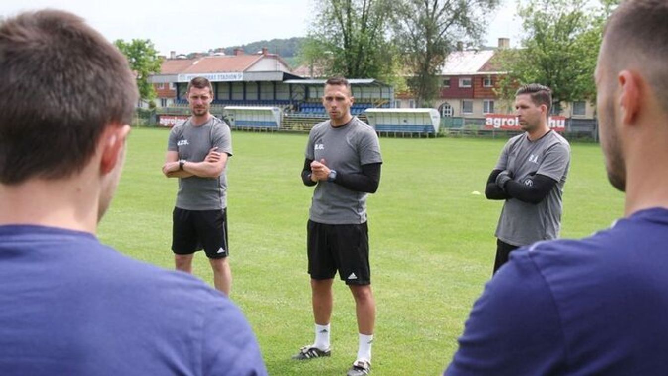 A Barcikán pár hetet töltő, és onnan kivásárolt edző most a szomszédban kapott állást