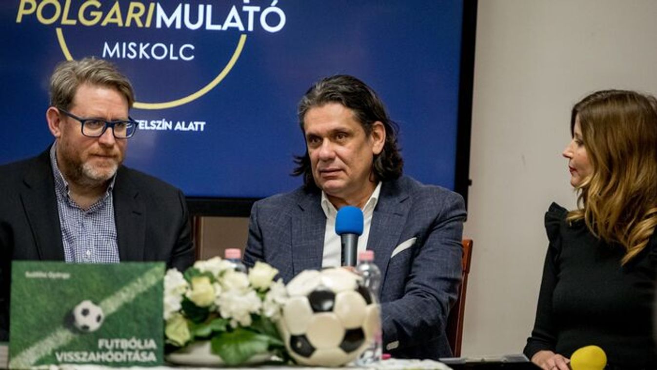 Könyvbemutató egy legendával – Történelmi, ami 2010 óta történik a magyar labdarúgásban - fotókkal