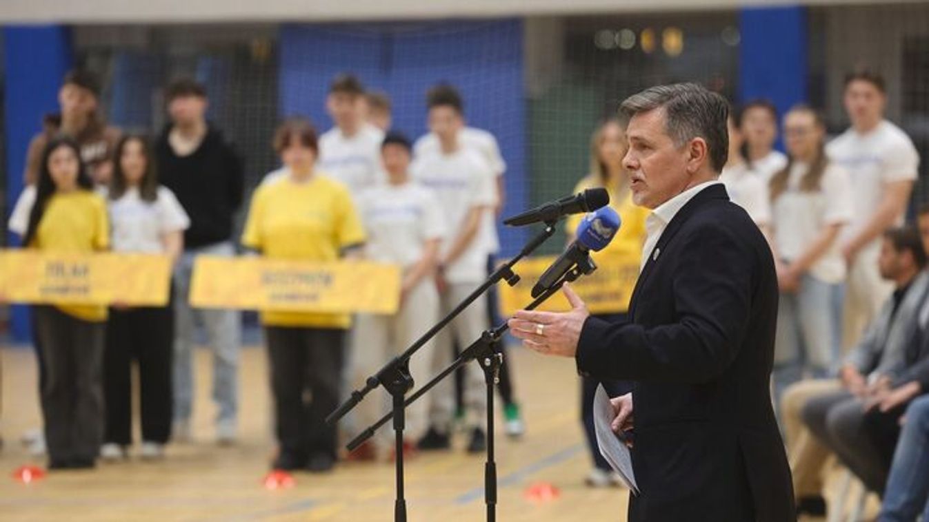 Hivatalosan is megkezdődött – záporoznak a triplák Miskolcon - fotókkal