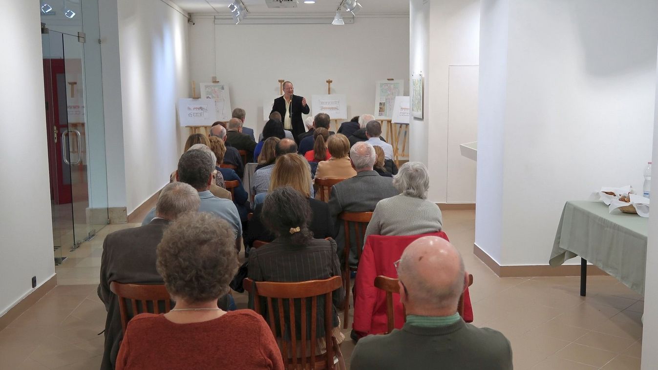 Új kötet mutatja be Garadna népi építészetét – Miskolcon tartottak...