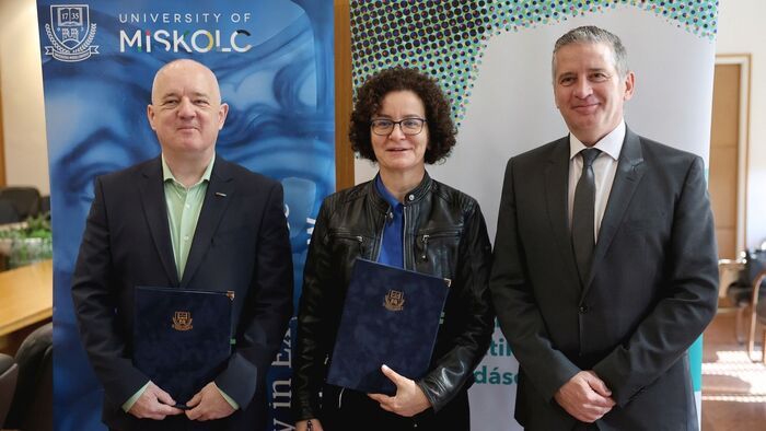 Együtt építik a jövőt: új megállapodást kötött a Miskolci Egyetem - képekkel