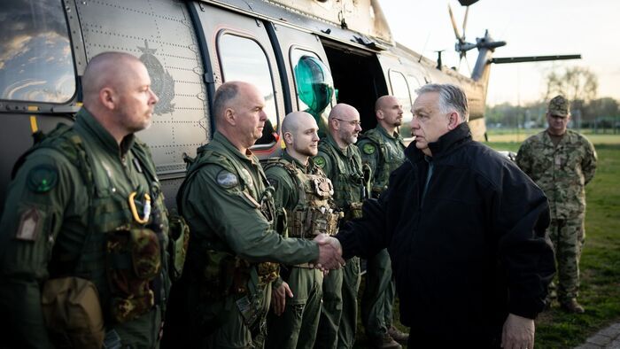 Személyesen ellenőrzi a miniszterelnök a Török Áramlat gázvezetéket a határ magyar oldalán (élő)
