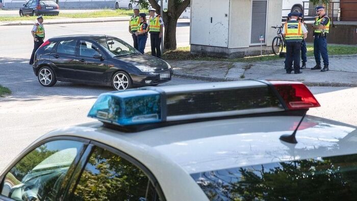 Még mindig nagy erőkkel keresi a gyalogosgázolót a rendőrség