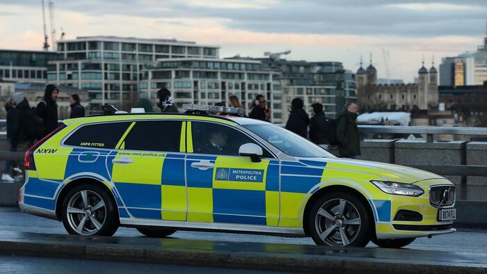 Borzalom Londonban: agyonlőttek tizennégy éves fiút 
