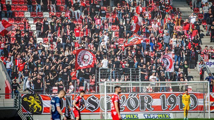 Eldőlt: Ebben a leosztásban vágnak neki a véghajrának