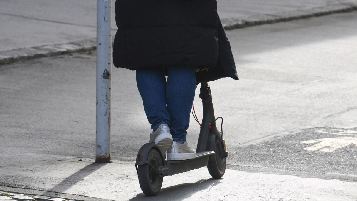 Fejjel a betonnak! Az ittas rolleresek rémálma lett valóság Borsodban