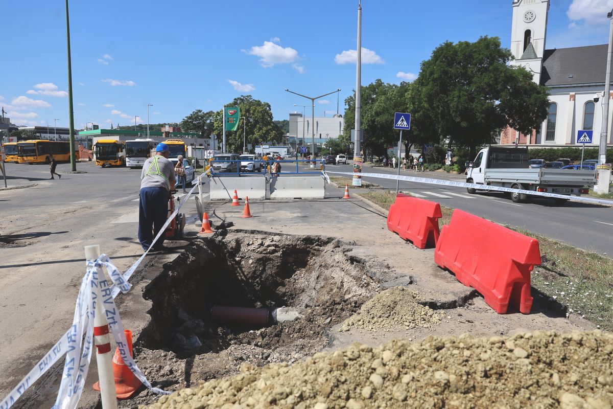Dugó a Búza tér közelében