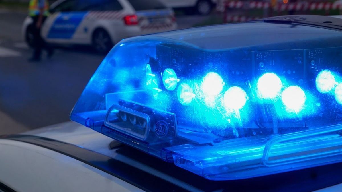 Teljes útzár baleset miatt a 37-esen! Két autó és egy kamion ütközött