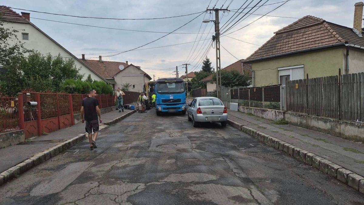 Csőtörés miatt lezárták egy borsodi település utcáját