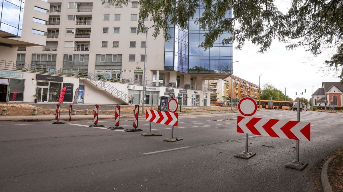 Már a plázánál is terelést kerülgetnek! Így változott a miskolci közlekedés, fotókon, videón az új felállás