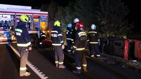 Kiderült, mi okozhatta a 12 halálos áldozattal járó buszbalesetet