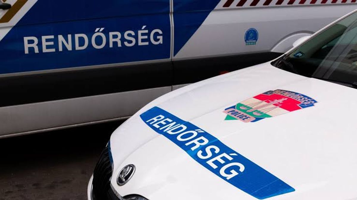 Helyszínelők lepték el a borsodi gyorséttermet