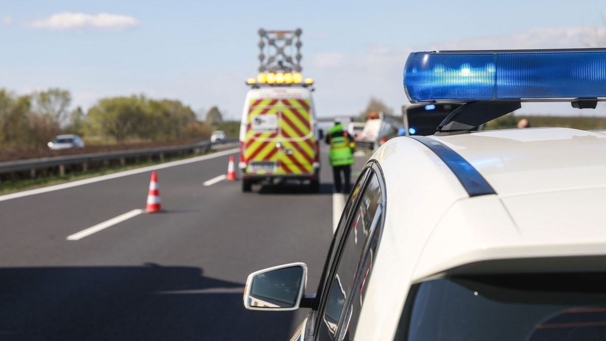 Durva baleset a 37-esen! Két autó ütközött össze, a járművekben öten utaztak