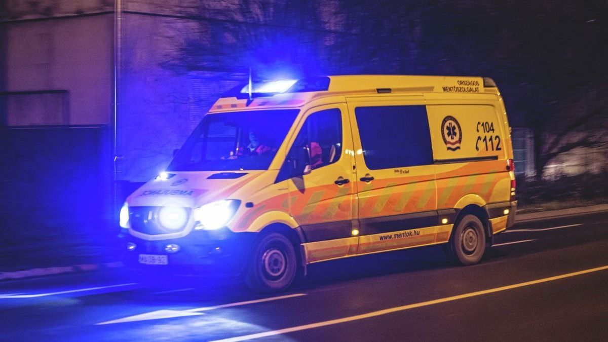 Dráma a Miskolc Plazánál, taxiban kapott infarktust egy nő