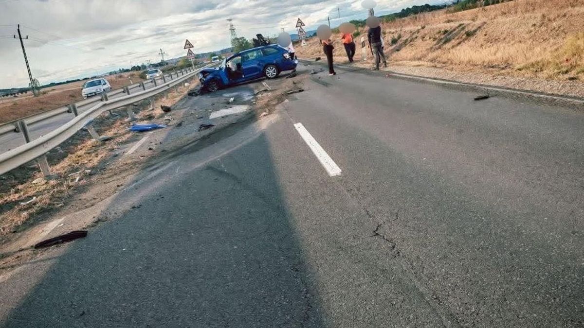 Baleset történt a 26-os főúton, hatalmas a torlódás!