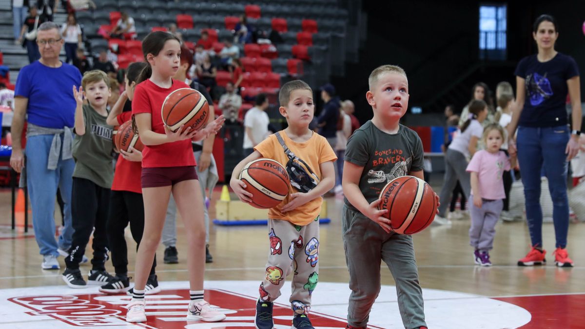 Egy napra sportparadicsommá változott a DVTK Aréna - lehet, hogy itt kezdődött egy új bajnok története - képekkel, videóval