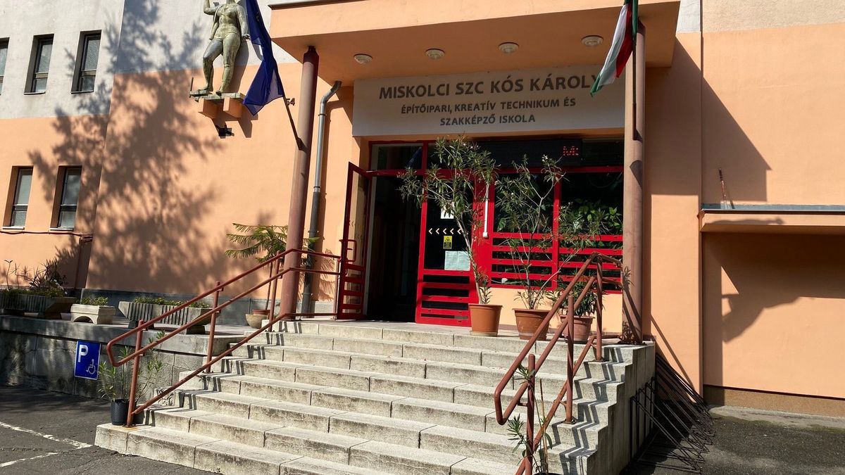 Diákok munkáiból nyílik kiállítás a Teleki-kollégiumban
