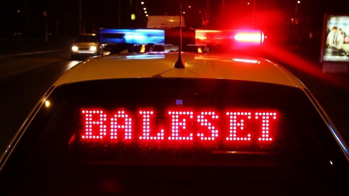 Baleset miatt lett gigantikus parkoló az M3-as! Két mikrobusz karambolozott, brutális dugó alakul
