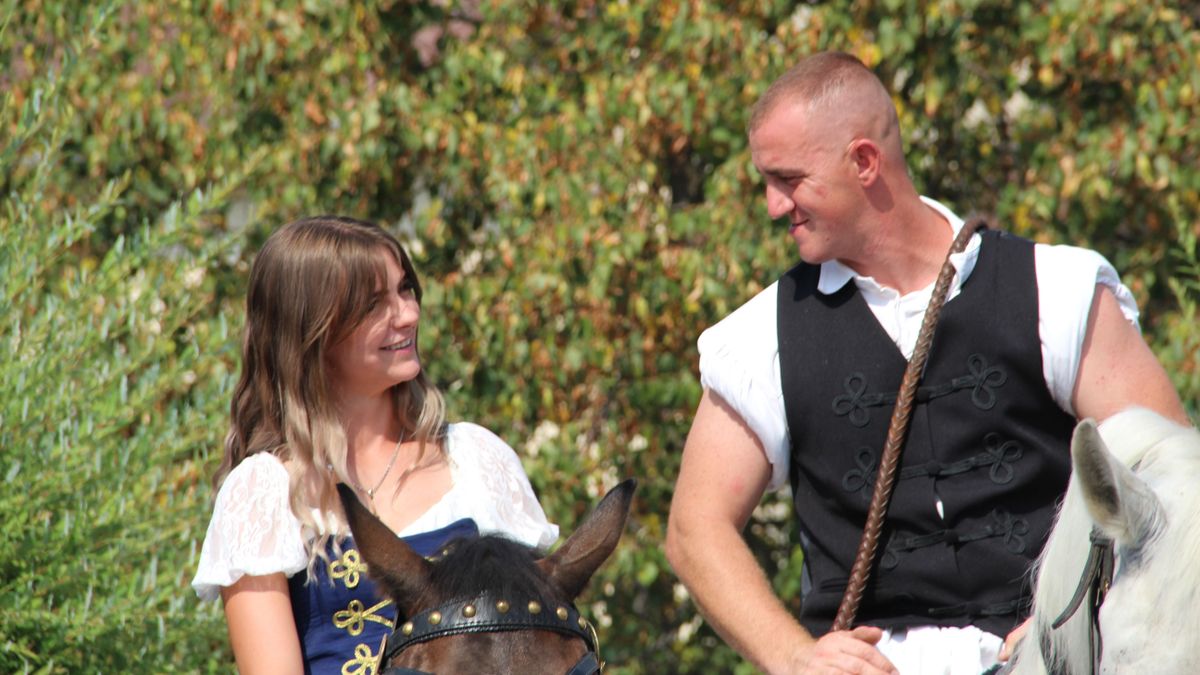Fiatalon egy ősi mesterség a hivatása, még a szerelmet is ennek köszönheti (fotókkal)
